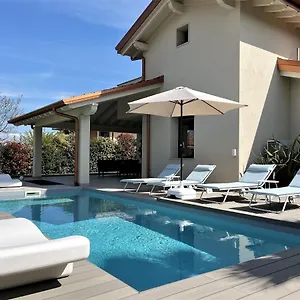 Casa Sulle Colline Di Pool, Garden And Barbecue Barcuzzi