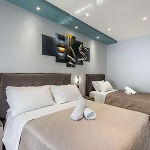 https://garibaldi-portici.hotels-amalfi.com