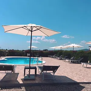 https://bb-il-melarancio.it-tuscanyhotel.com